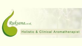 Clinical & Holistic Aromatherapist
